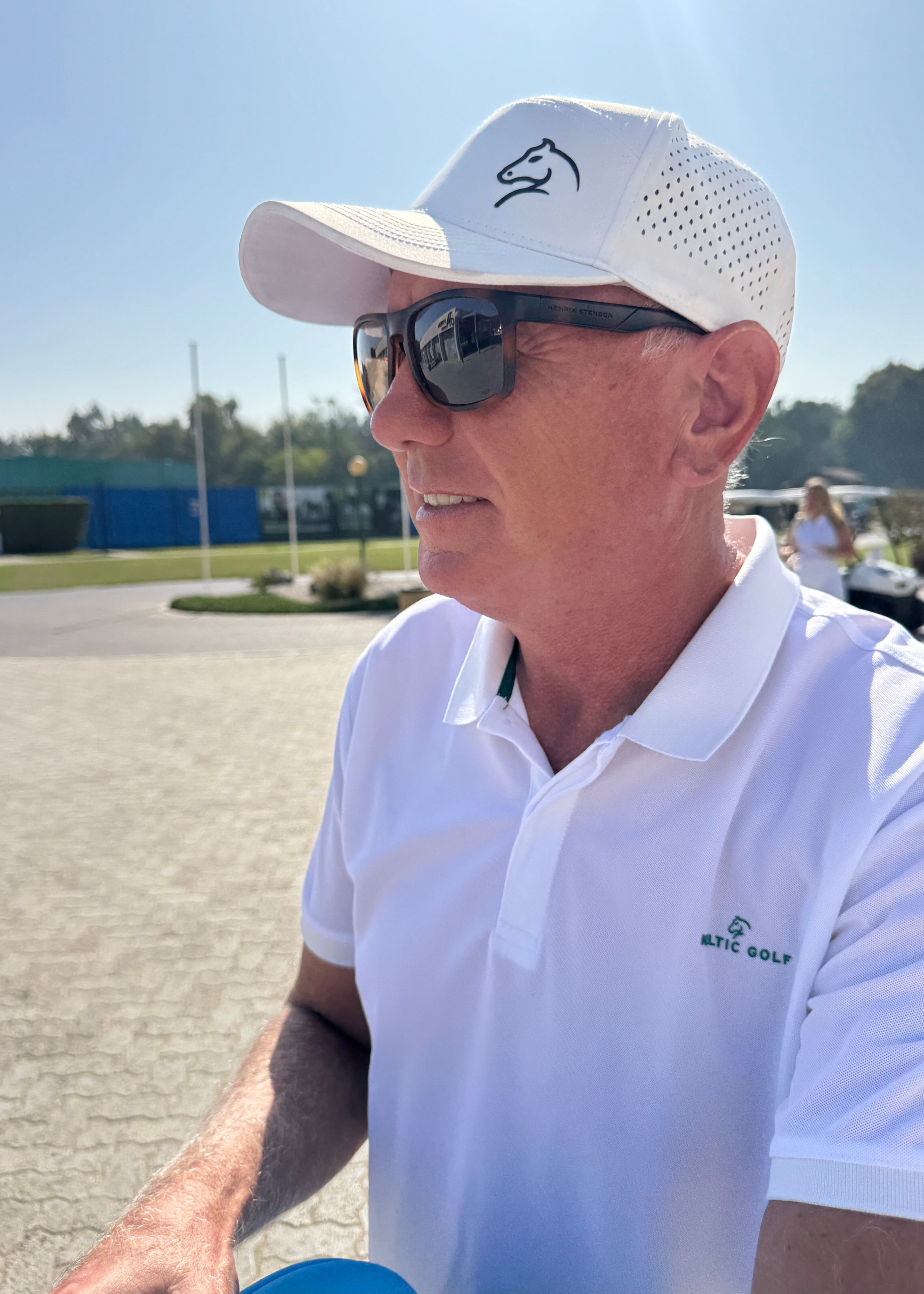 The Classic Cap - White