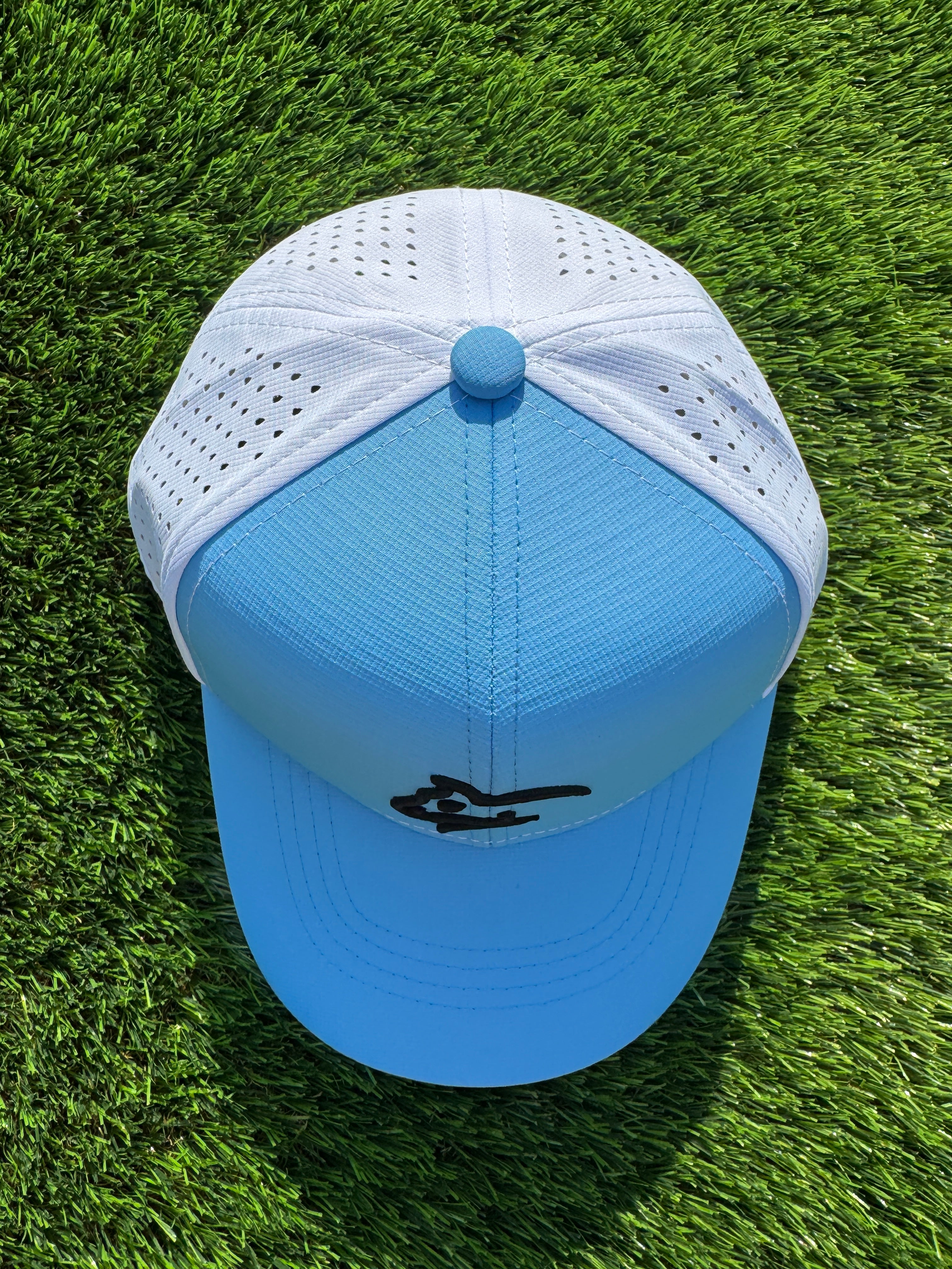 The Keltic Cap - Light Blue & White
